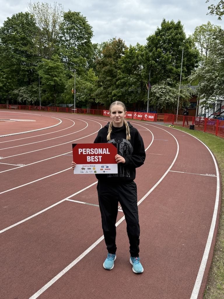 Maja Burzyńska rekord życiowy na 300m na Ogólnopolskim Mityngu MKS Juve