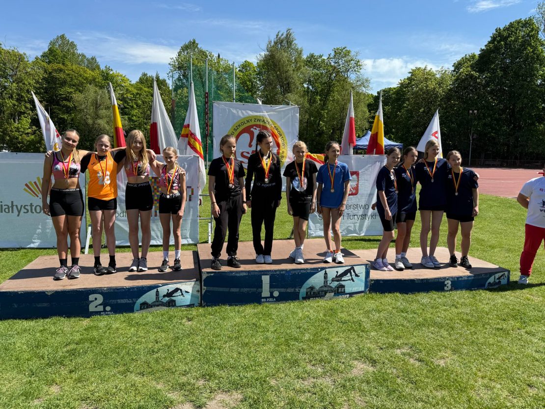 ID Miasta Białegostoku w la II m-sce sztafety 4x60m