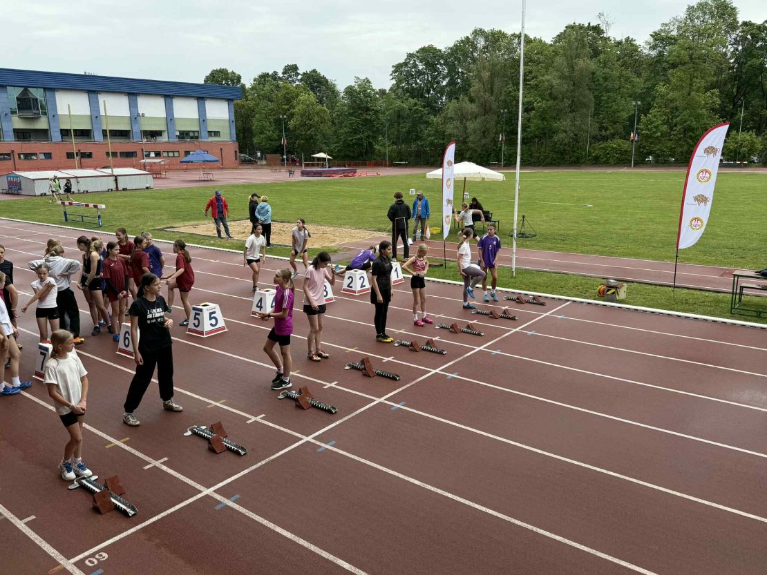 Finał Wojewódzki ID w la bieg na 60m Aleksandra Burzyńska IVc