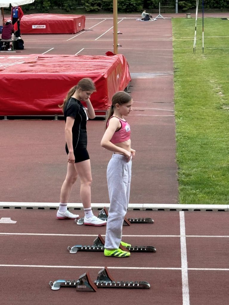 zawodniczki przed startem